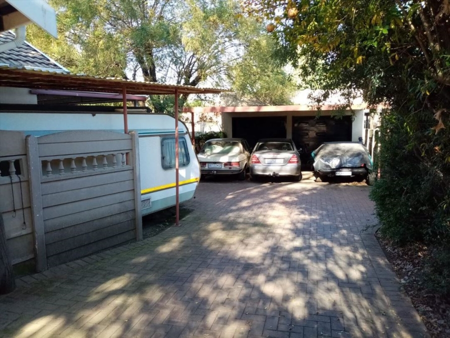 4 Bedroom Property for Sale in Birchleigh Gauteng