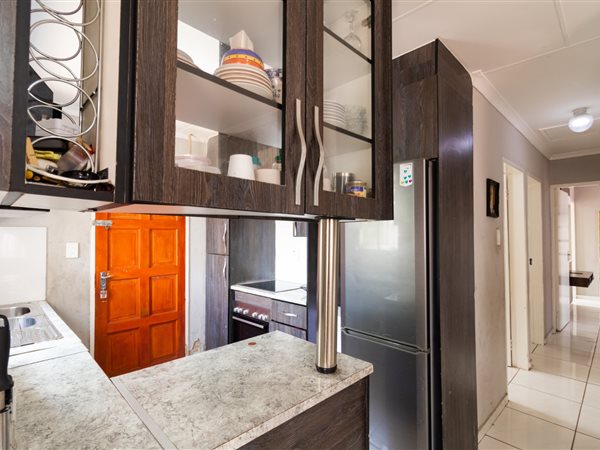 3 Bedroom Property for Sale in Blue Hills AH Gauteng