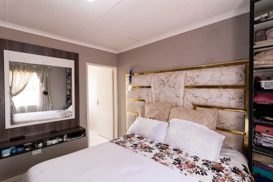 3 Bedroom Property for Sale in Blue Hills AH Gauteng