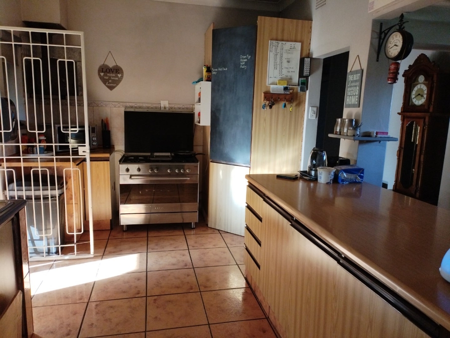3 Bedroom Property for Sale in Casseldale Gauteng