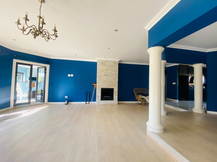 10 Bedroom Property for Sale in Bredell Gauteng