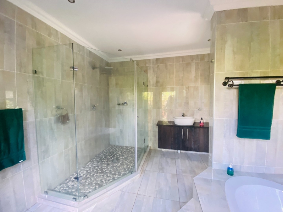 10 Bedroom Property for Sale in Bredell Gauteng