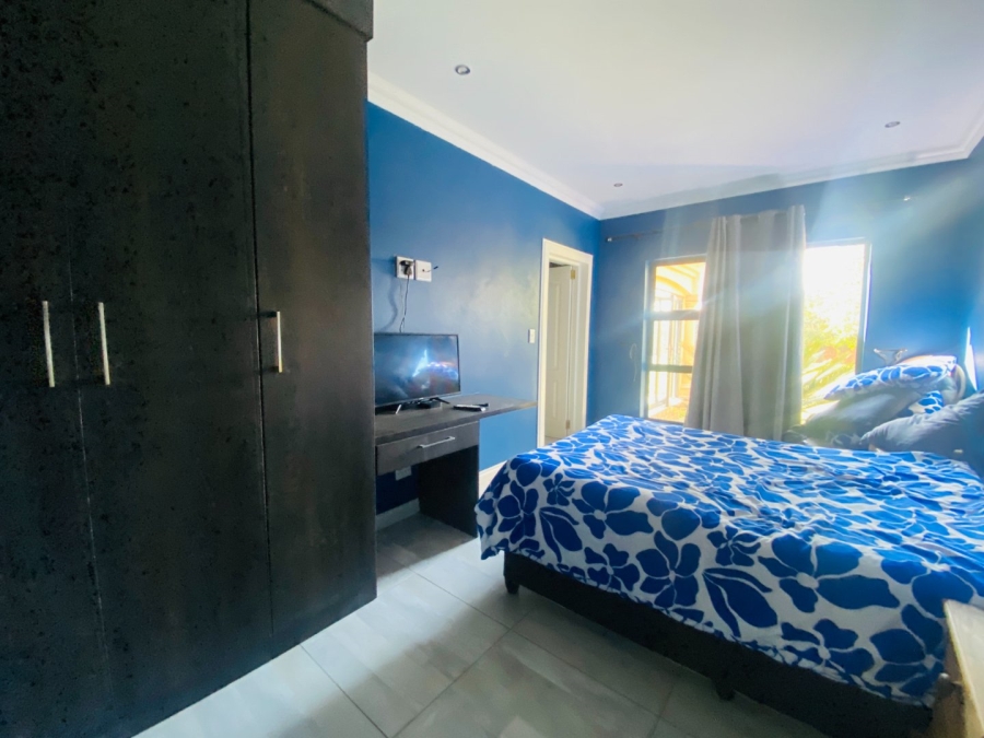 10 Bedroom Property for Sale in Bredell Gauteng