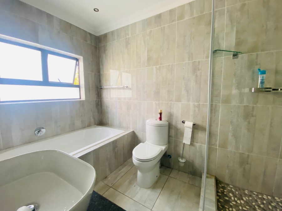 10 Bedroom Property for Sale in Bredell Gauteng