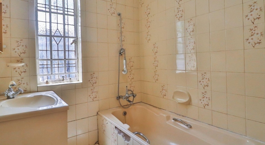 3 Bedroom Property for Sale in Orange Grove Gauteng