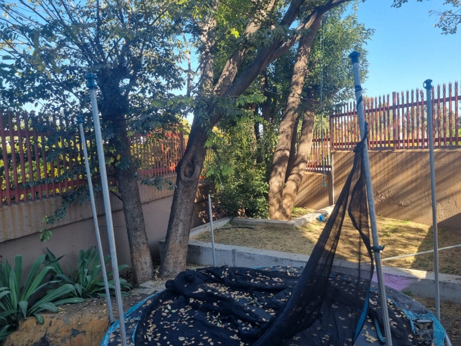 5 Bedroom Property for Sale in Vanderbijlpark SW 5 Gauteng