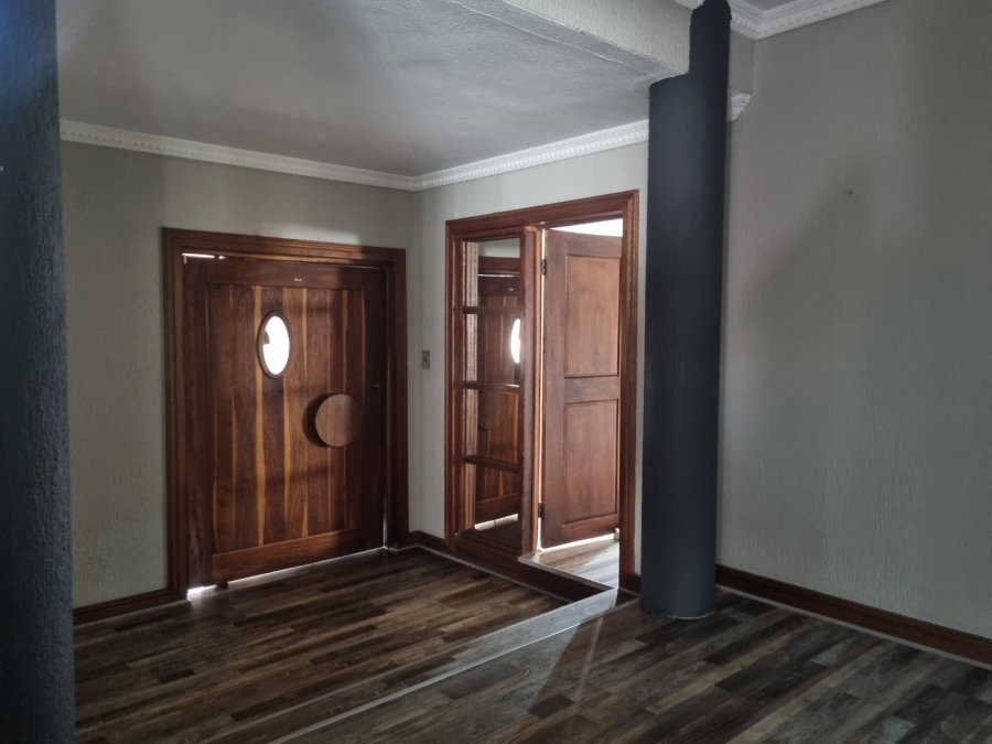 5 Bedroom Property for Sale in Vanderbijlpark SW 5 Gauteng