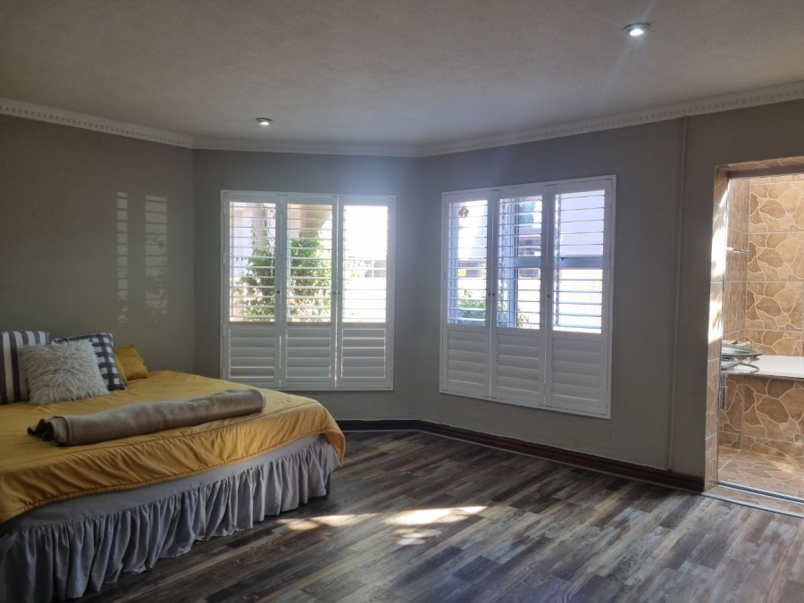 5 Bedroom Property for Sale in Vanderbijlpark SW 5 Gauteng
