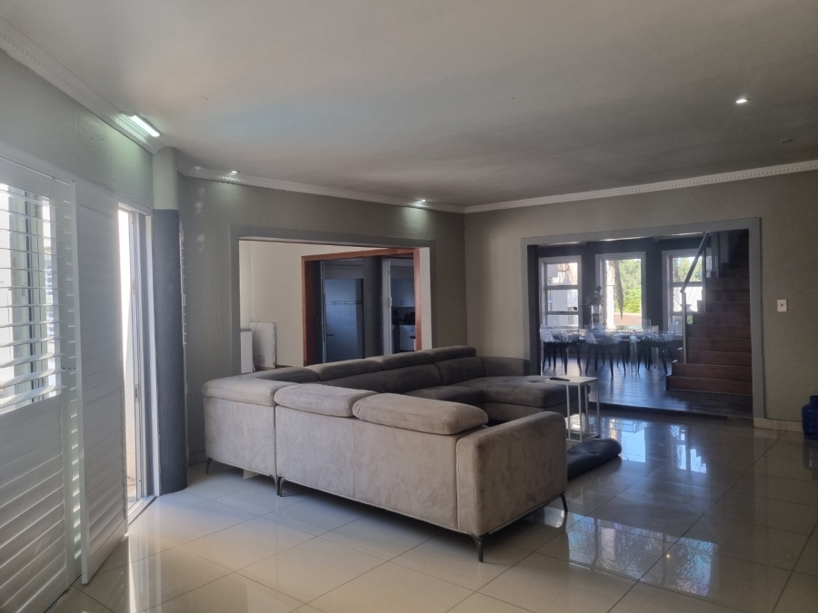5 Bedroom Property for Sale in Vanderbijlpark SW 5 Gauteng