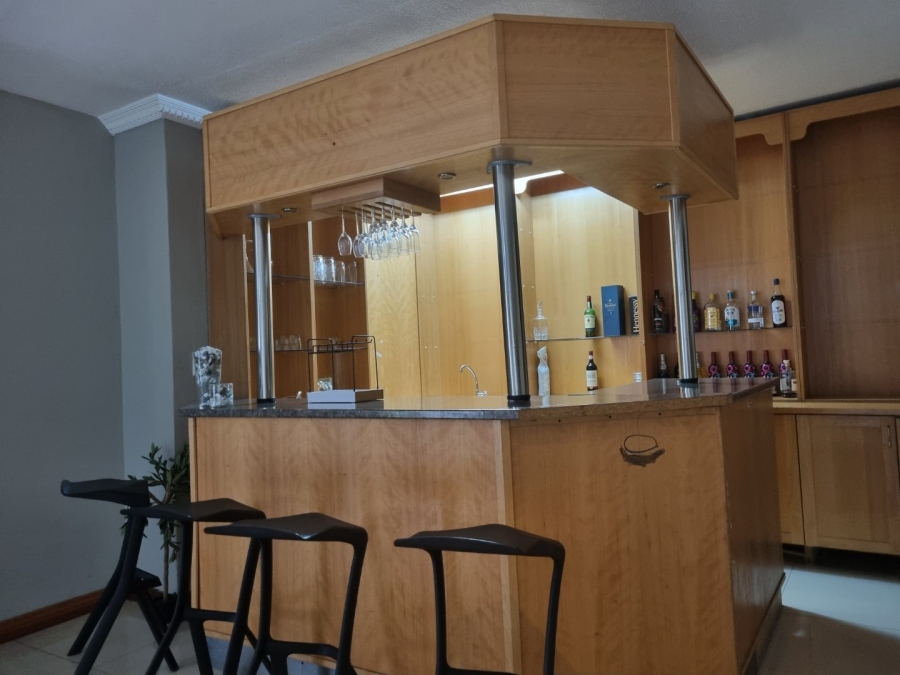 5 Bedroom Property for Sale in Vanderbijlpark SW 5 Gauteng