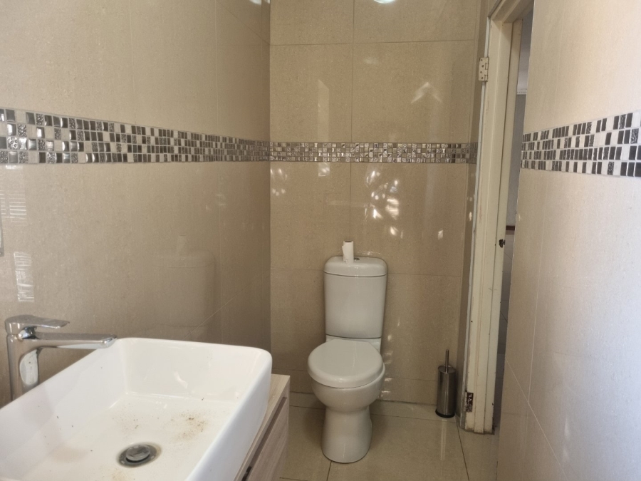 5 Bedroom Property for Sale in Vanderbijlpark SW 5 Gauteng