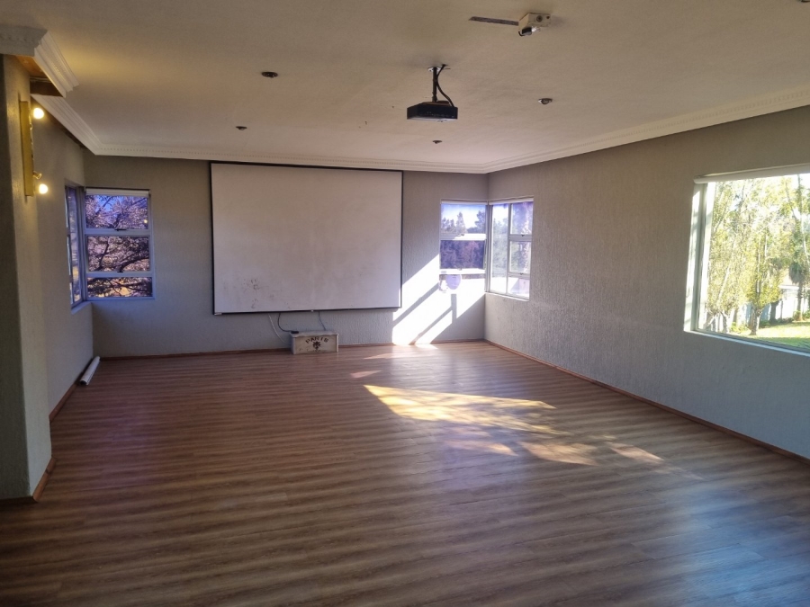 5 Bedroom Property for Sale in Vanderbijlpark SW 5 Gauteng