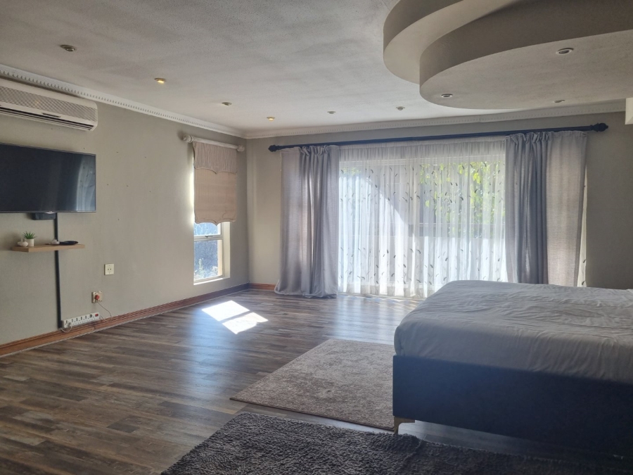 5 Bedroom Property for Sale in Vanderbijlpark SW 5 Gauteng