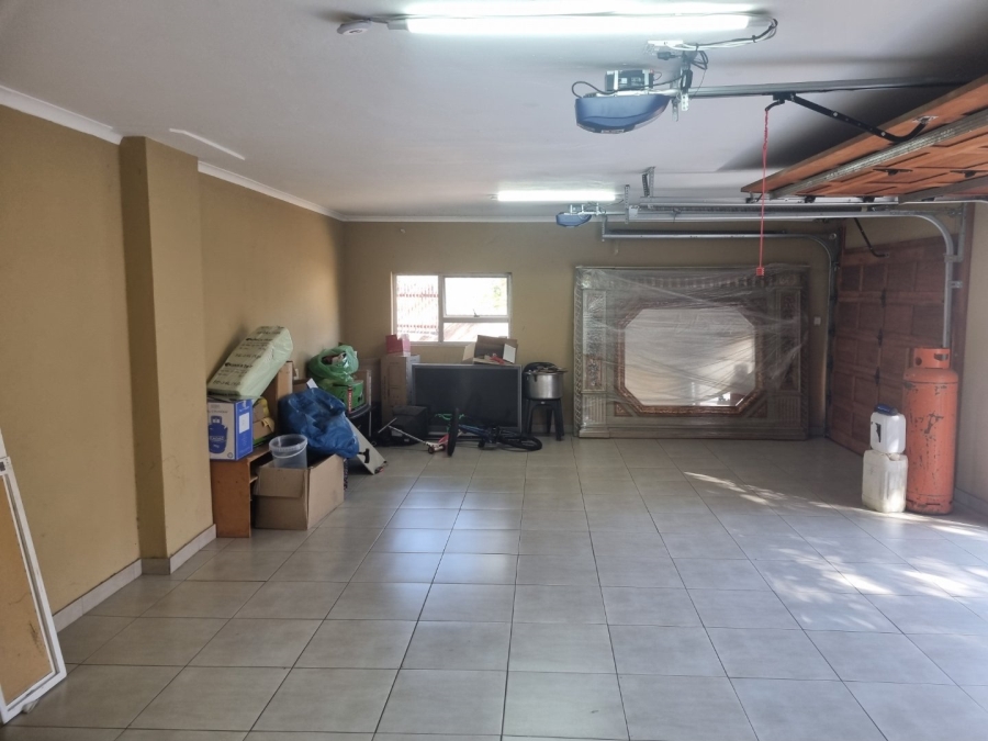 5 Bedroom Property for Sale in Vanderbijlpark SW 5 Gauteng