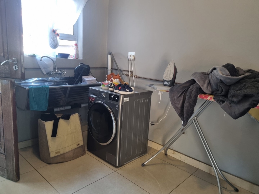 5 Bedroom Property for Sale in Vanderbijlpark SW 5 Gauteng