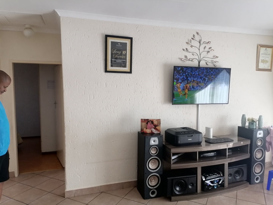  Bedroom Property for Sale in Beyers Park Gauteng
