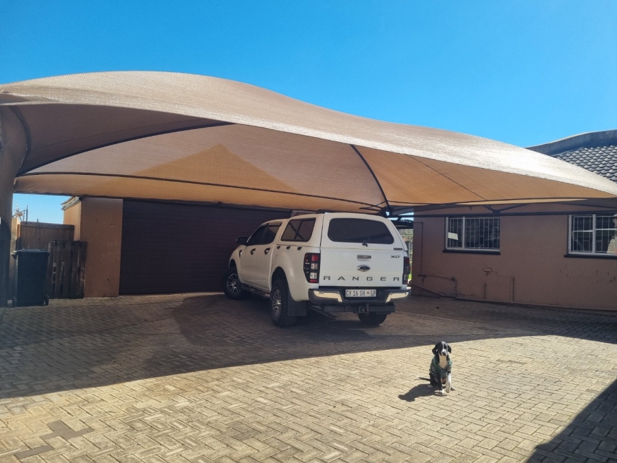5 Bedroom Property for Sale in Vanderbijlpark SW 5 Gauteng