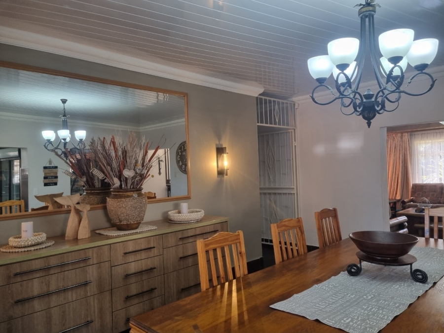 5 Bedroom Property for Sale in Vanderbijlpark SW 5 Gauteng