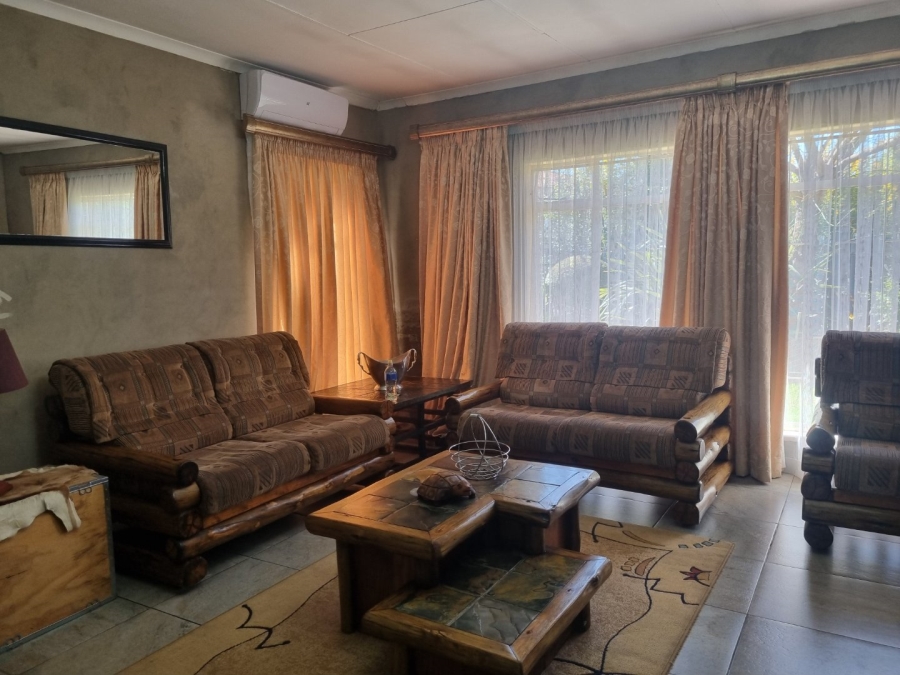 5 Bedroom Property for Sale in Vanderbijlpark SW 5 Gauteng
