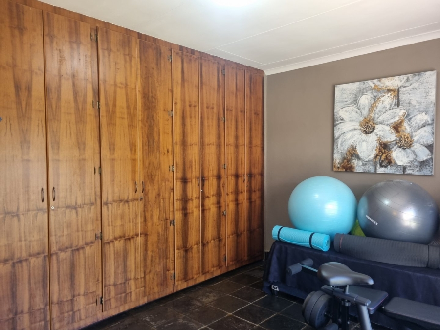 5 Bedroom Property for Sale in Vanderbijlpark SW 5 Gauteng