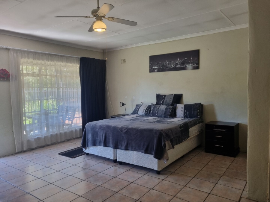 5 Bedroom Property for Sale in Vanderbijlpark SW 5 Gauteng