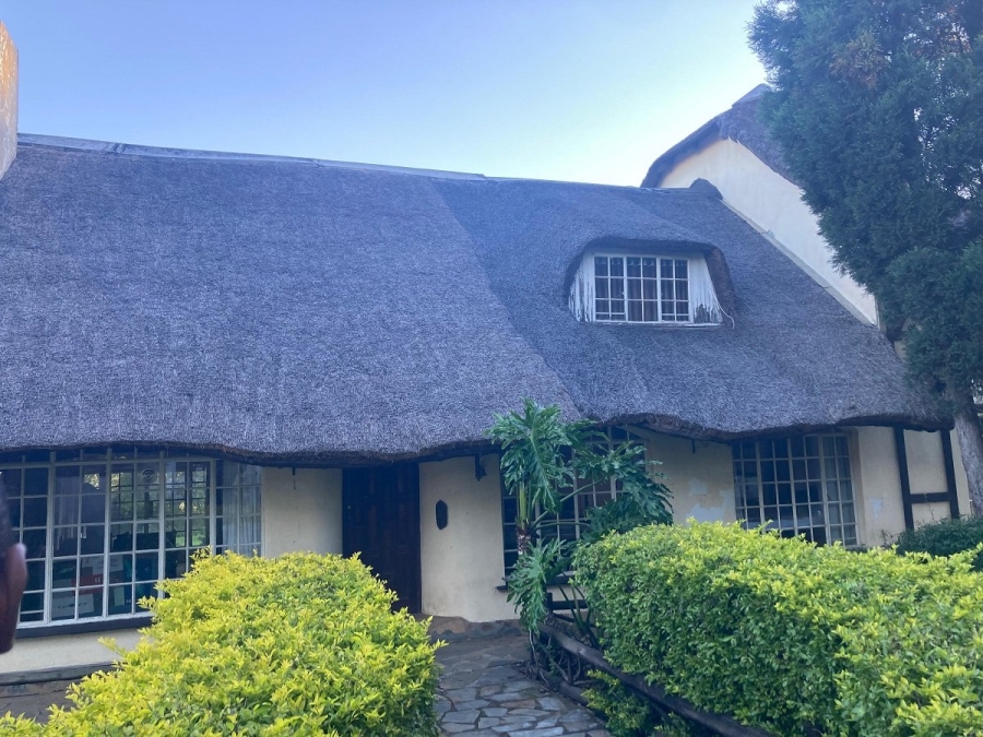 5 Bedroom Property for Sale in Fairlead Gauteng