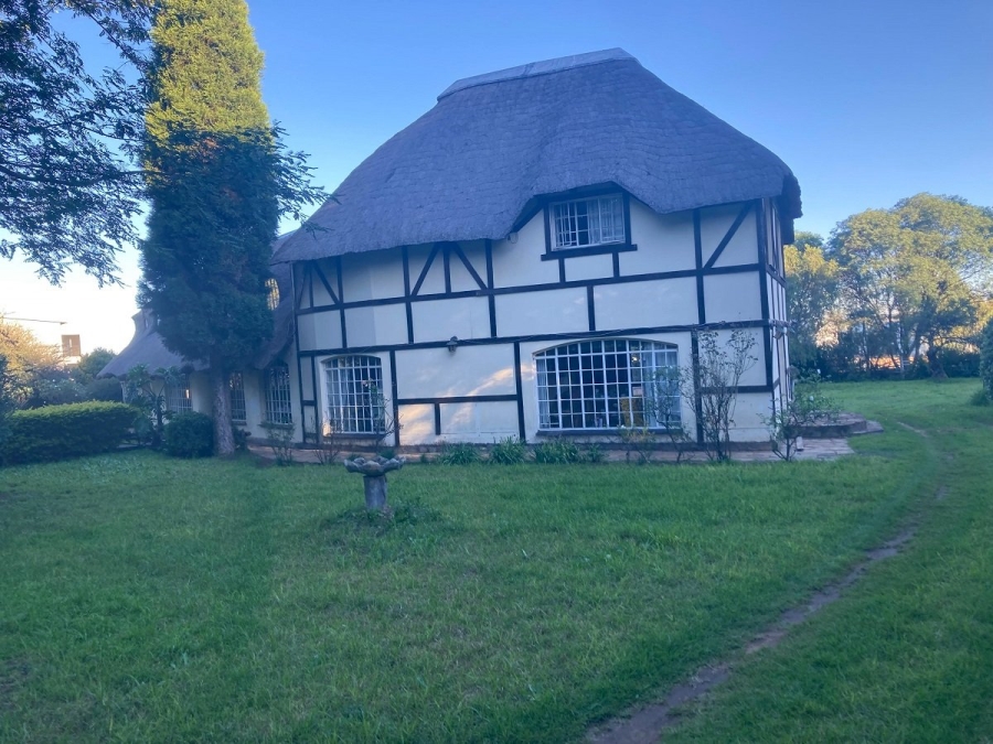 5 Bedroom Property for Sale in Fairlead Gauteng