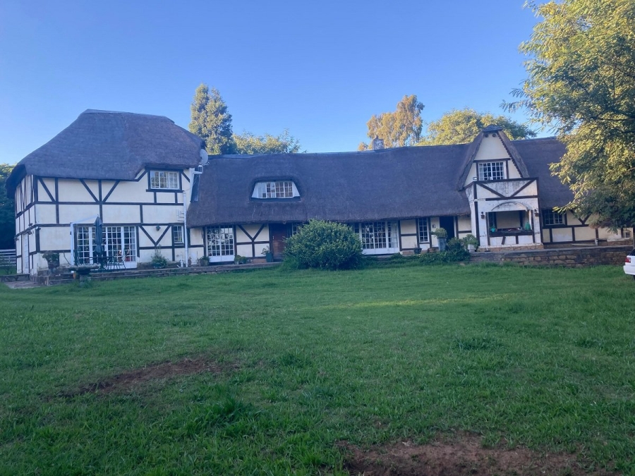 5 Bedroom Property for Sale in Fairlead Gauteng