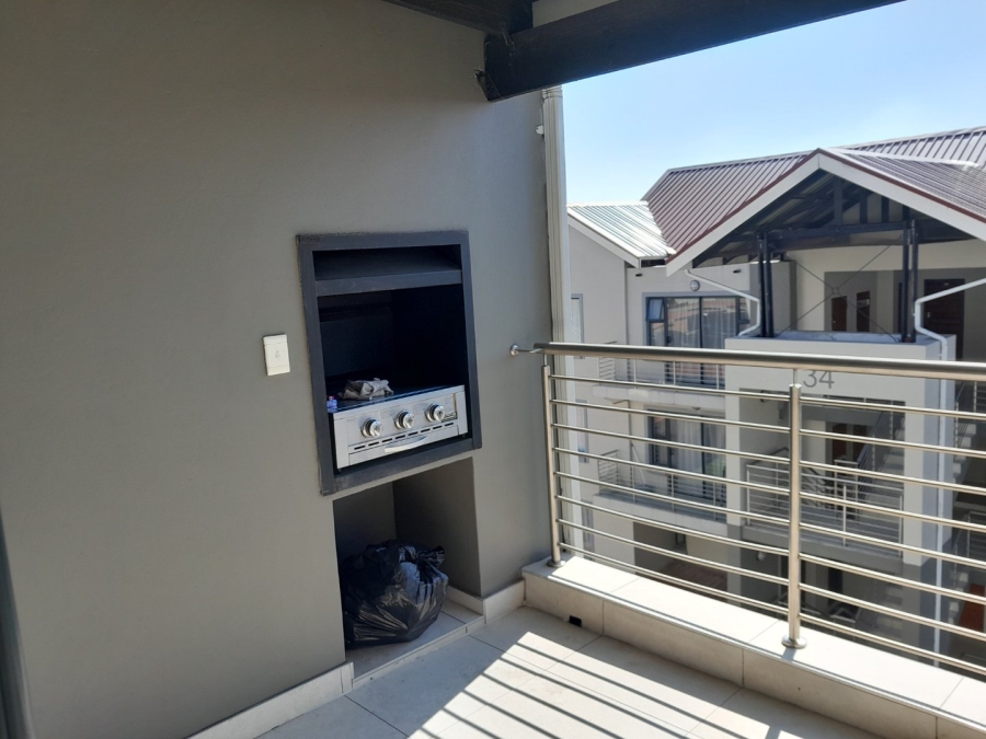 1 Bedroom Property for Sale in Modderfontein Gauteng