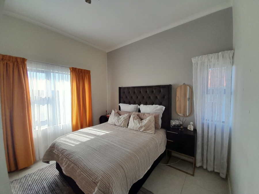 1 Bedroom Property for Sale in Modderfontein Gauteng