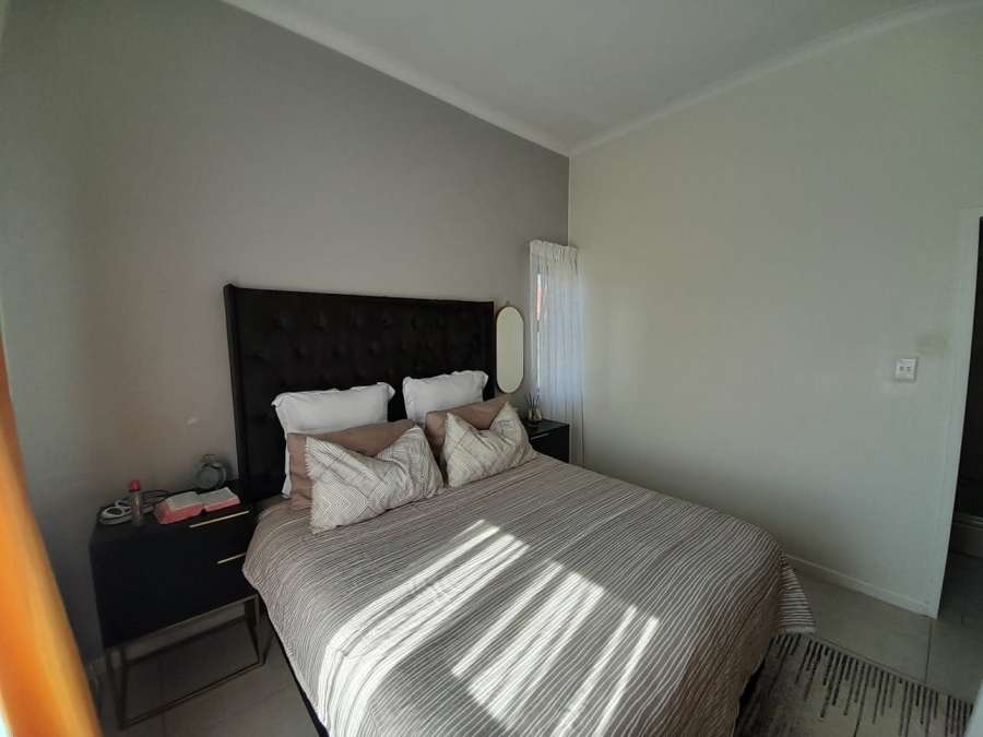 1 Bedroom Property for Sale in Modderfontein Gauteng