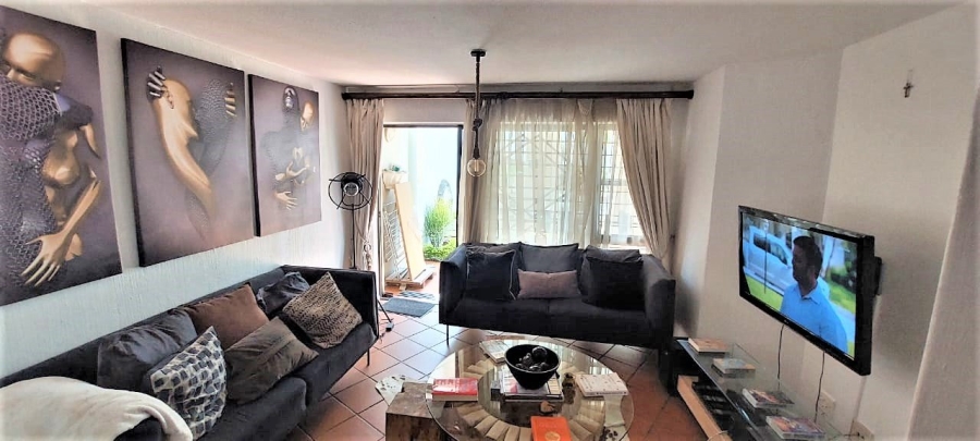 2 Bedroom Property for Sale in Victory Park Gauteng