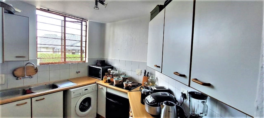 2 Bedroom Property for Sale in Victory Park Gauteng