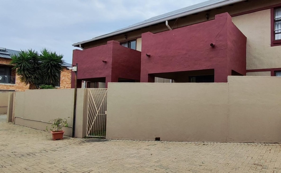 2 Bedroom Property for Sale in New Market Park Gauteng