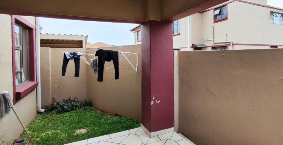 2 Bedroom Property for Sale in New Market Park Gauteng