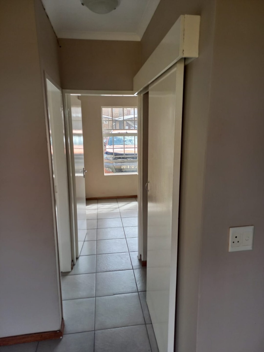 2 Bedroom Property for Sale in Sylviavale Gauteng