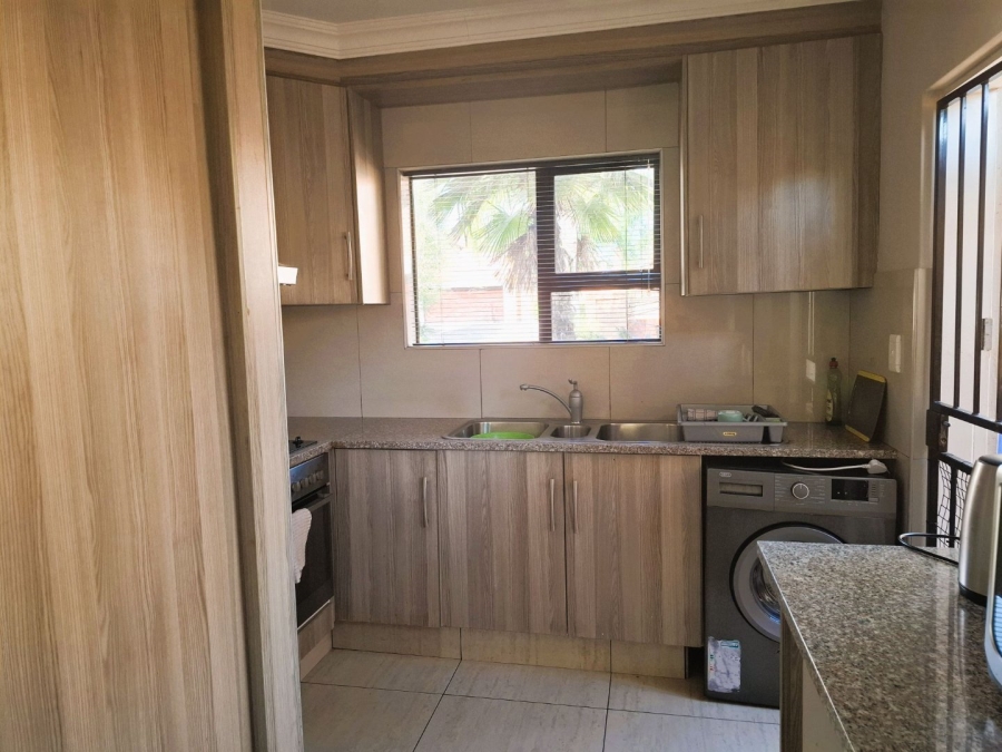 To Let 3 Bedroom Property for Rent in Equestria Gauteng