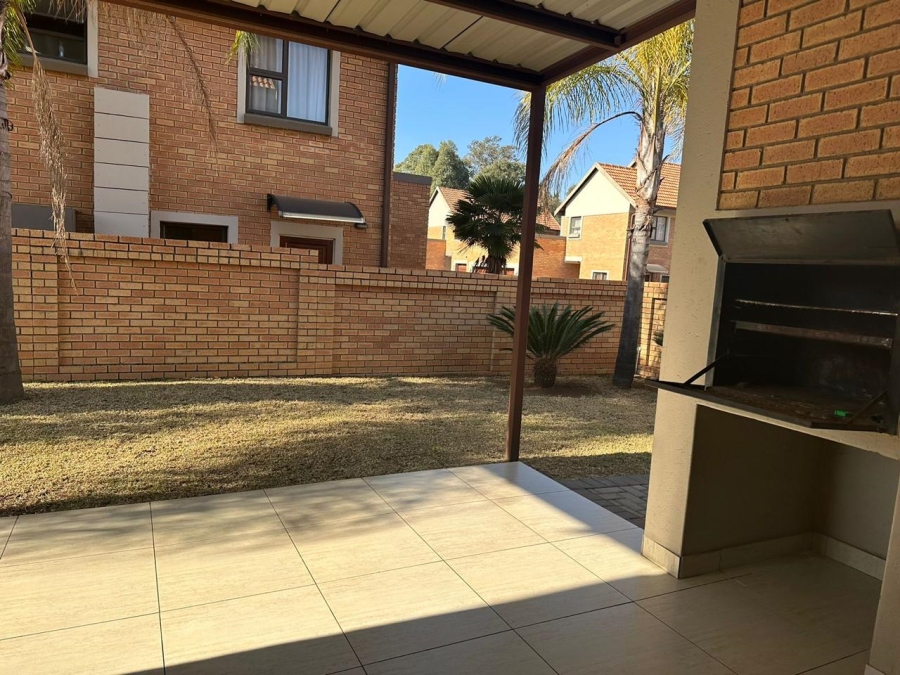 To Let 3 Bedroom Property for Rent in Equestria Gauteng