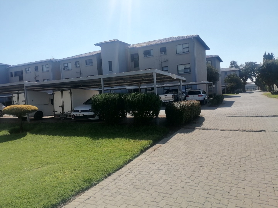 2 Bedroom Property for Sale in Beyers Park Gauteng
