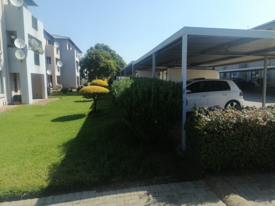 2 Bedroom Property for Sale in Beyers Park Gauteng