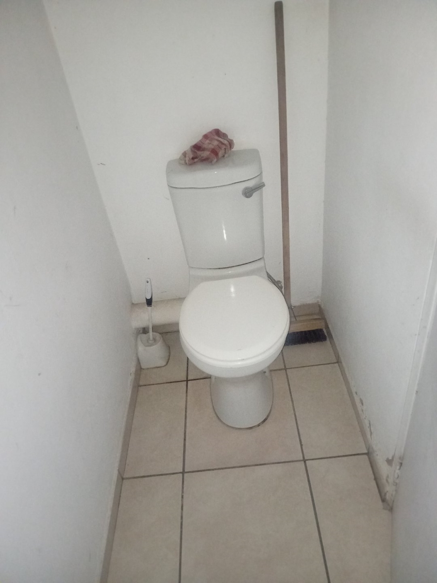 5 Bedroom Property for Sale in Cosmo City Gauteng