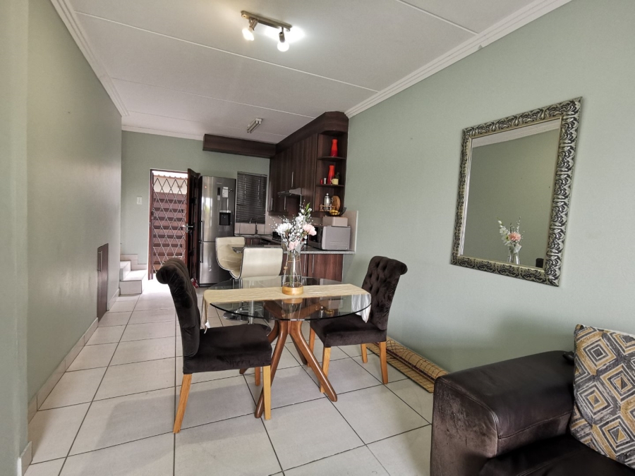 2 Bedroom Property for Sale in Mayberry Park Gauteng