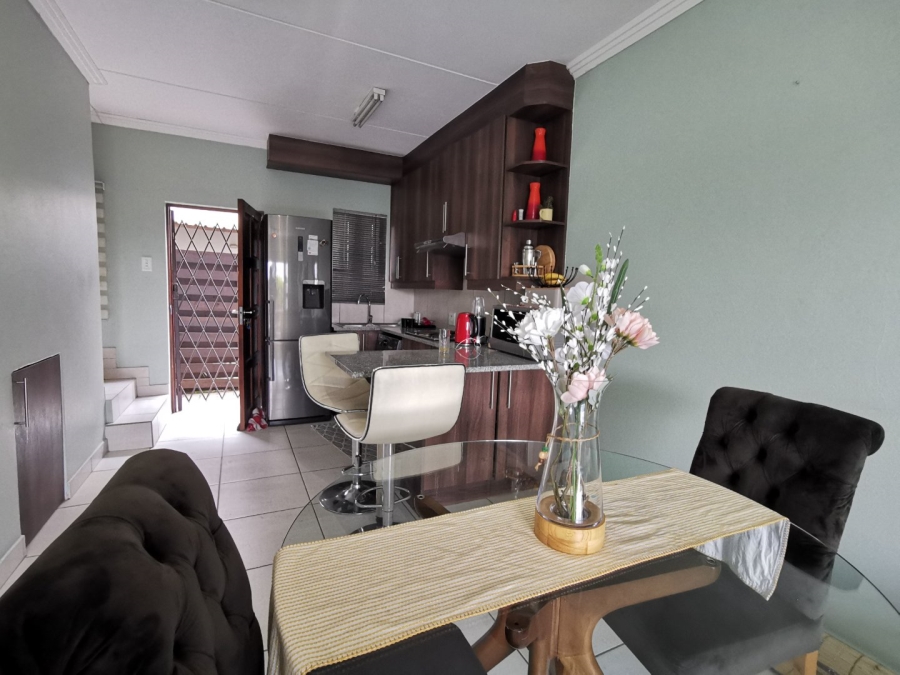 2 Bedroom Property for Sale in Mayberry Park Gauteng