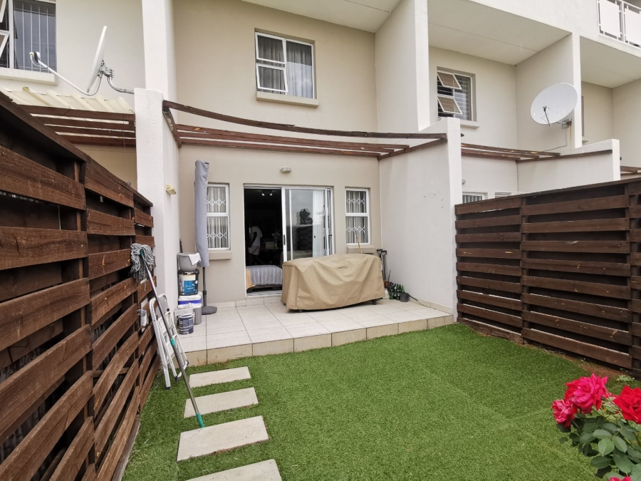 2 Bedroom Property for Sale in Mayberry Park Gauteng
