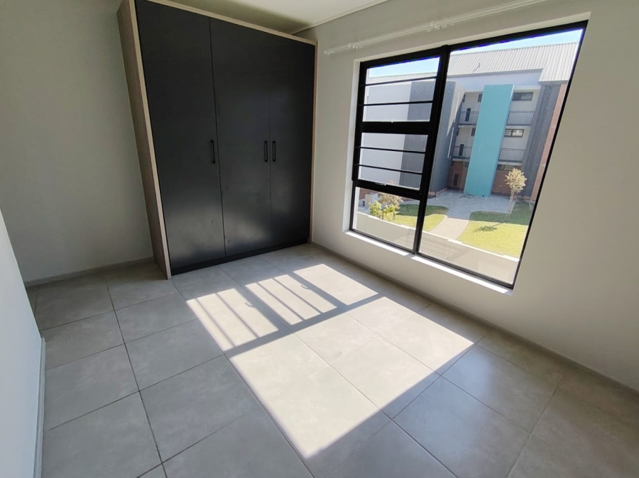 To Let 2 Bedroom Property for Rent in Amberfield Gauteng