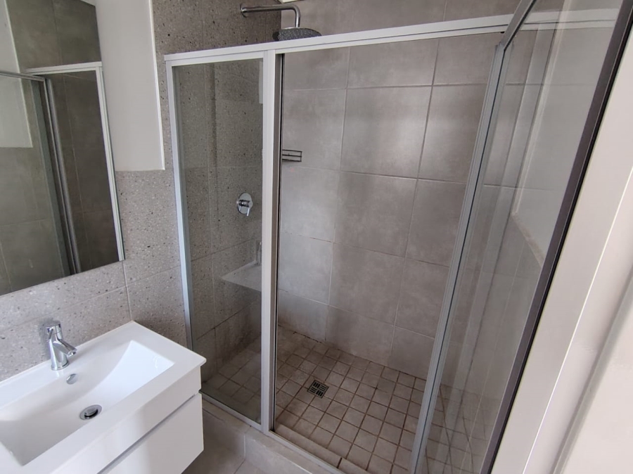 To Let 2 Bedroom Property for Rent in Amberfield Gauteng
