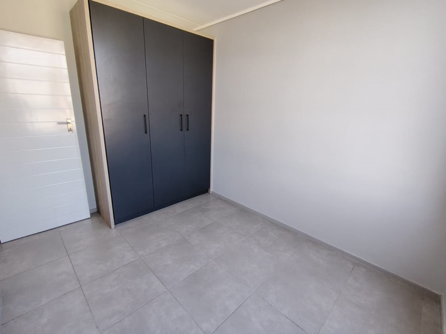 To Let 2 Bedroom Property for Rent in Amberfield Gauteng