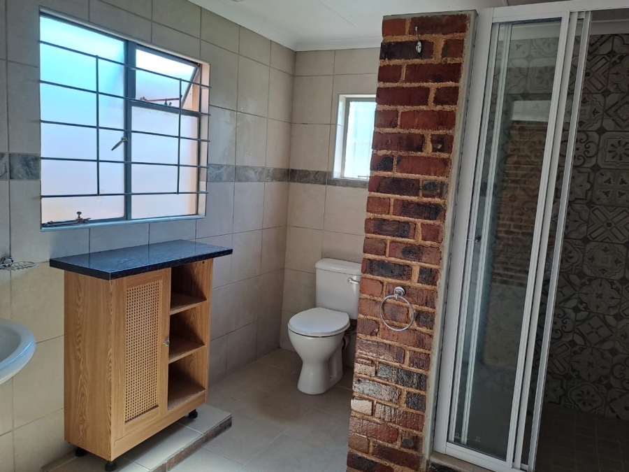 To Let 1 Bedroom Property for Rent in Lilyvale Gauteng