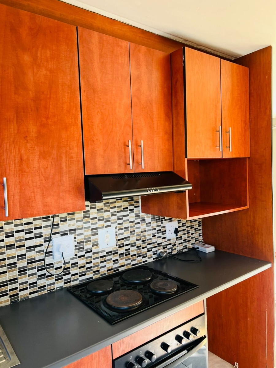 2 Bedroom Property for Sale in Eden Glen Gauteng