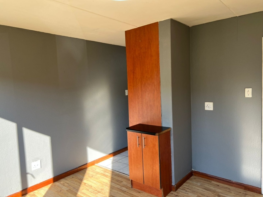 2 Bedroom Property for Sale in Eden Glen Gauteng